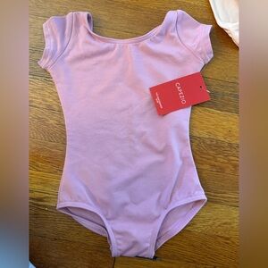 NWT Capezio dusty rose leotard with cap sleeves size T (toddler)
